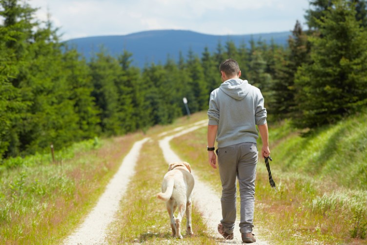 The Extrovert Experience of Alone Time and Solitude